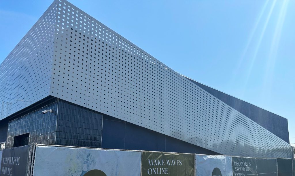 High Seas Aluminum Paneling Close Up Corner Shot